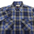 Laden Sie das Bild in den Galerie-Viewer, Sugar Cane Men's Vintage-Style Brushed Plaid Flannel Long-Sleeve Work Shirt - Fiction Romance Collection - 100% Cotton Herringbone Twill, Made in Japan (SC29584 128 Navy Blue)