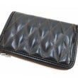 Laden Sie das Bild in den Galerie-Viewer, TOYS McCOY Wallet Men's Casual Quilted Leather Wallet with L-shaped Zip Closure TMA2310 030 Black