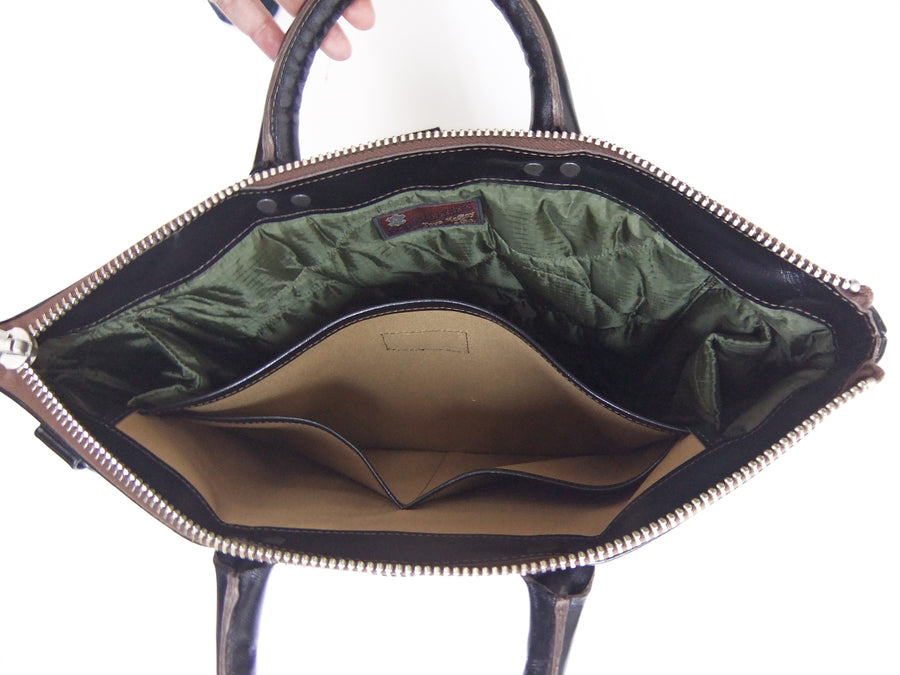 TOYS McCOY Men's Leather Shoulder Bag - U.S. Air Force Helmet Bag Style - TMA2418, 030 Black Horsehide x Nickel Zipper