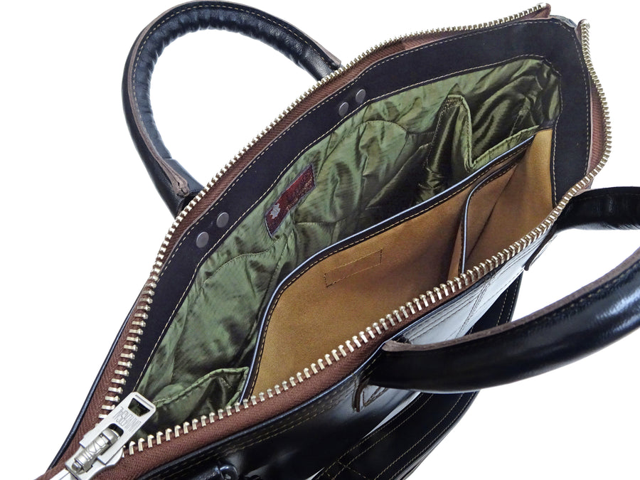 TOYS McCOY Men's Felix the Cat Leather Shoulder Bag - Black Horsehide, U.S. Air Force Helmet Bag Inspired, Made in Japan (TMA2523 031 Black)