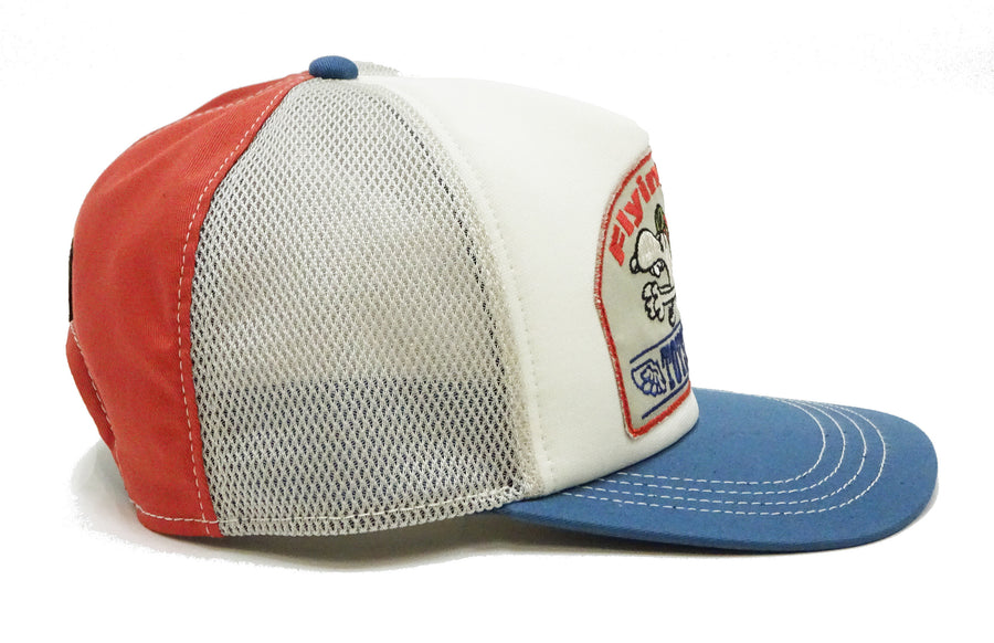 TOYS McCOY Men's Trucker Cap with Snoopy Flying Ace Patch - Side Mesh Baseball Hat, Adjustable Snapback TMA2525 Tricolor