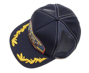 TOYS McCOY Men's SNOOPY Trucker Cap with Side Mesh Panels - Snapback Baseball Hat with Embroidered Patch and Visor Embroidery, Made in Japan (TMA2607 120 Dark Navy)