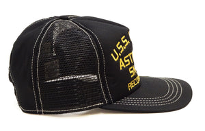 TOYS McCOY Men's Snoopy "UDT Recovery Team" Trucker-Style Baseball Cap with Side Mesh Panels and Snapback Adjustment, Made in Japan (TMA2624, 030 Black)
