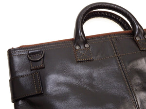 TOYS McCOY Men's Horsehide Leather Helmet Bag, Vintage U.S. Air Force-Inspired Design, 2-Way Carry with Leather Handles and a Detachable Adjustable Shoulder Strap, Quilted Ripstop Lining (TMA2628 030 Black Leather x Nickel Zipper)