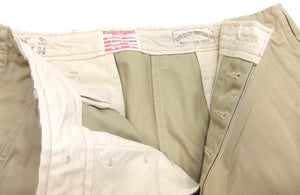 TOYS McCOY Men's Steve McQueen "The Great Escape" Reproduction Chino Pants, Military Trousers, 12.5 oz. Cotton Twill, Slim Straight Fit, Button Fly, Made in Japan (TMP2604, 040 Khaki)