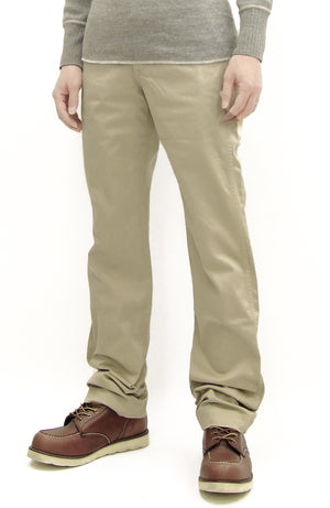TOYS McCOY Men's Steve McQueen "The Great Escape" Reproduction Chino Pants, Military Trousers, 12.5 oz. Cotton Twill, Slim Straight Fit, Button Fly, Made in Japan (TMP2604, 040 Khaki)