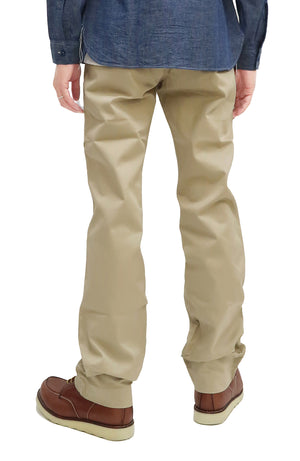 TOYS McCOY Men's Steve McQueen "The Great Escape" Reproduction Chino Pants, Military Trousers, 12.5 oz. Cotton Twill, Slim Straight Fit, Button Fly, Made in Japan (TMP2604, 040 Khaki)