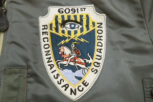 TOYS McCOY MA-1 Flight Jacket Men's Custom MA1 MIL-J-8279A ALBERT TURNER Bomber Jacket with Patches TMJ2231 Sage-Gray